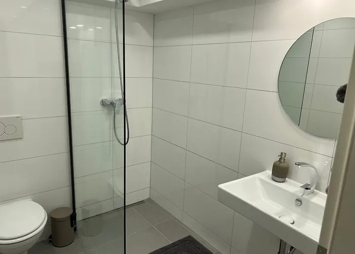 Appartement Geraeumige Auch Familienfreundlich Bis 4 Personen *